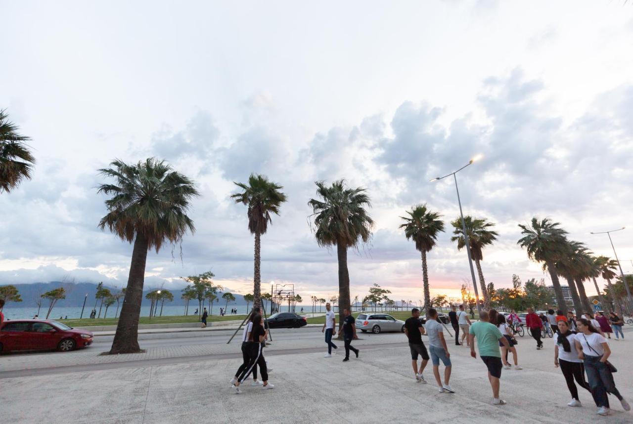 Porta Apartament Vlorë Eksteriør billede