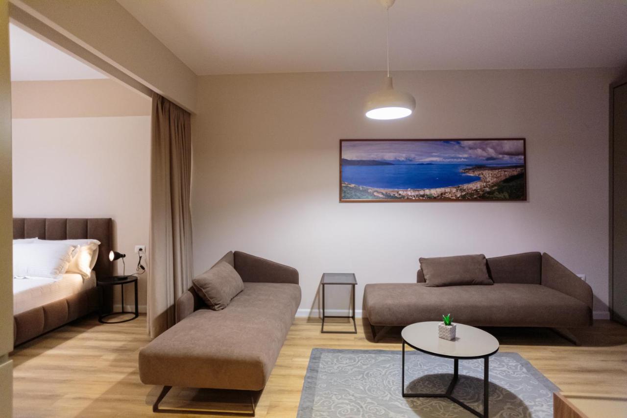 Porta Apartament Vlorë Eksteriør billede