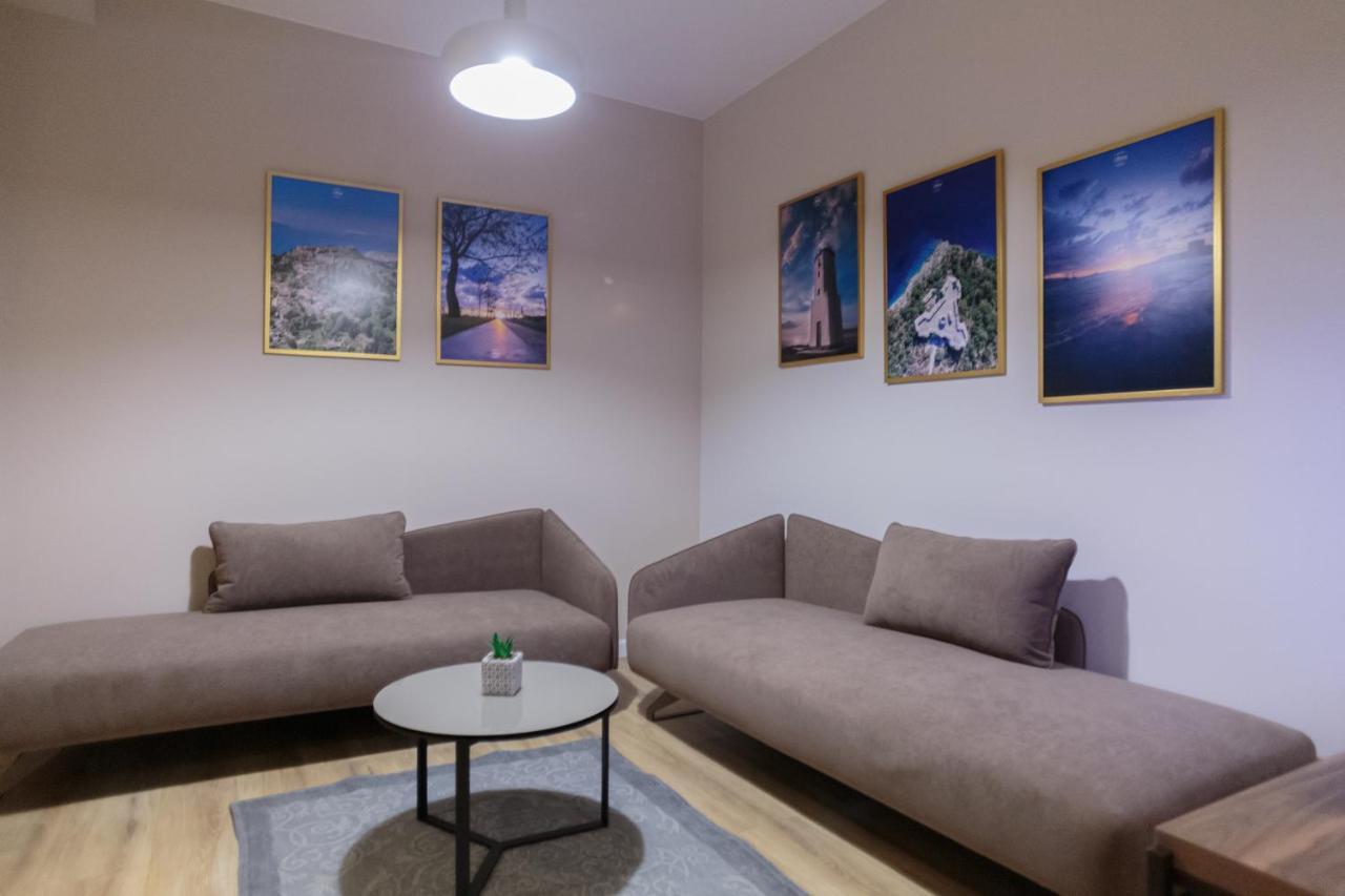 Porta Apartament Vlorë Eksteriør billede