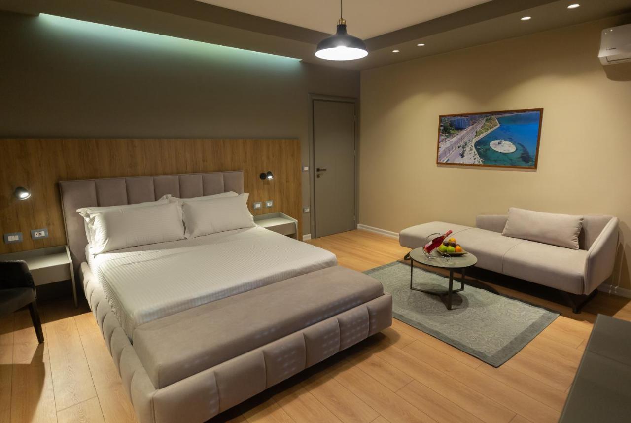Porta Apartament Vlorë Eksteriør billede