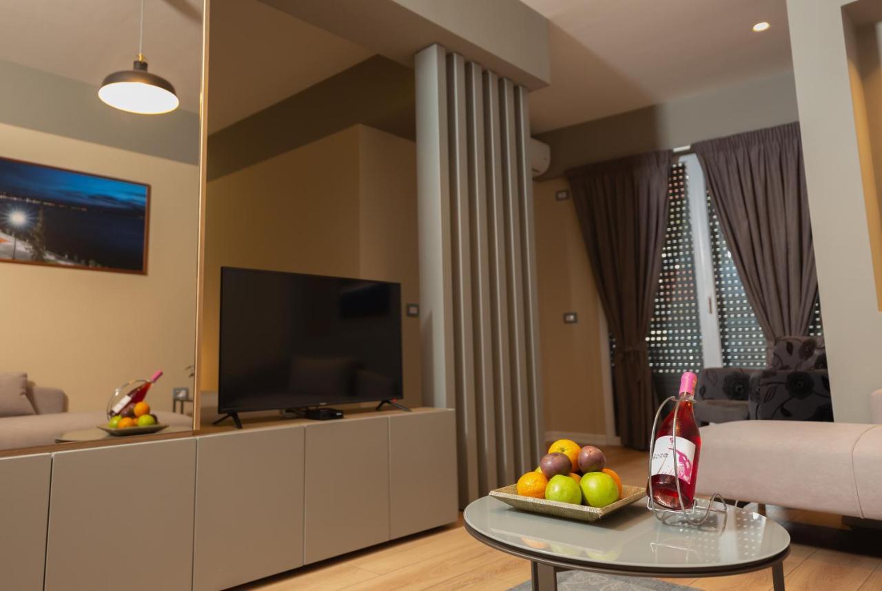 Porta Apartament Vlorë Eksteriør billede