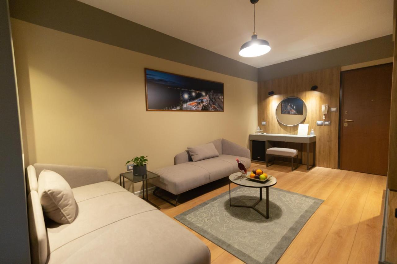 Porta Apartament Vlorë Eksteriør billede