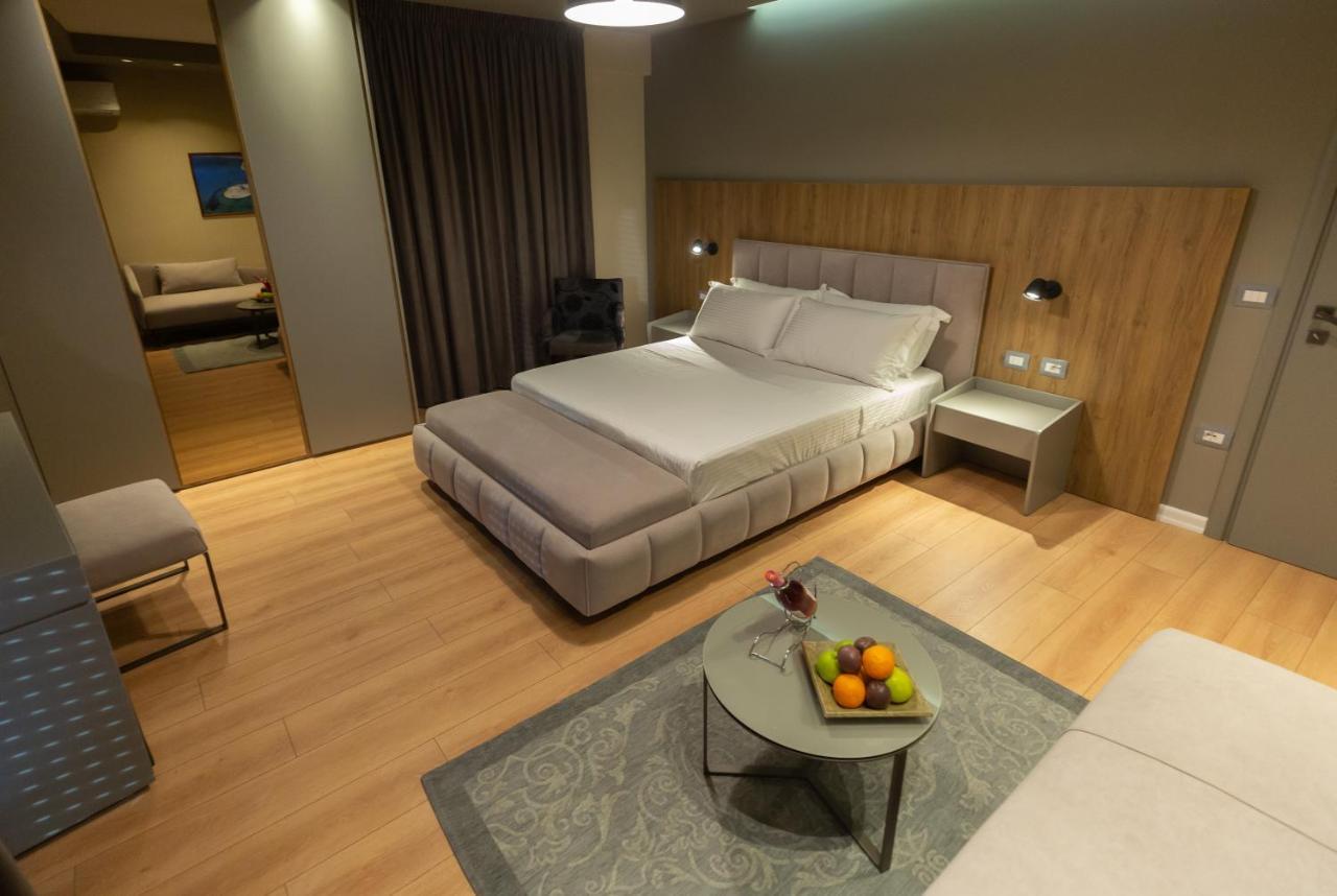 Porta Apartament Vlorë Eksteriør billede