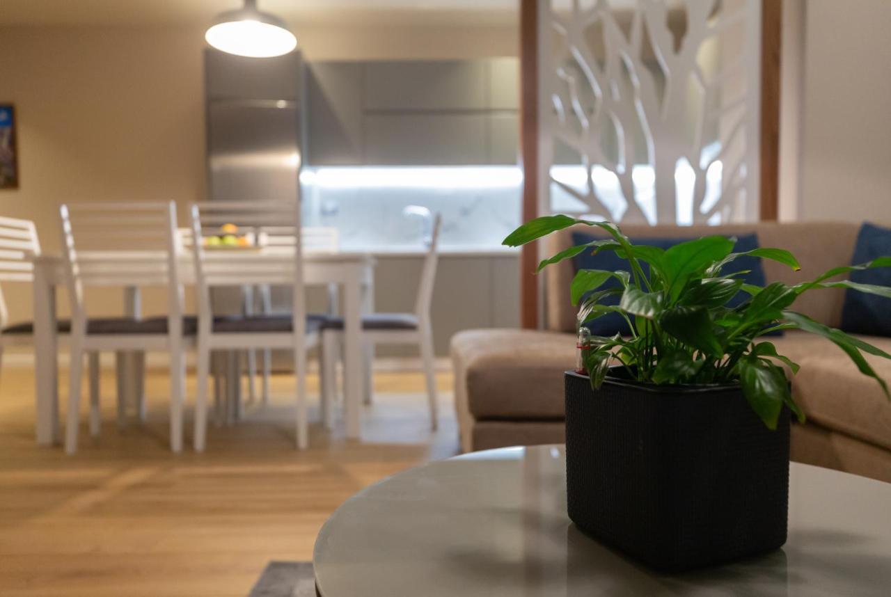 Porta Apartament Vlorë Eksteriør billede