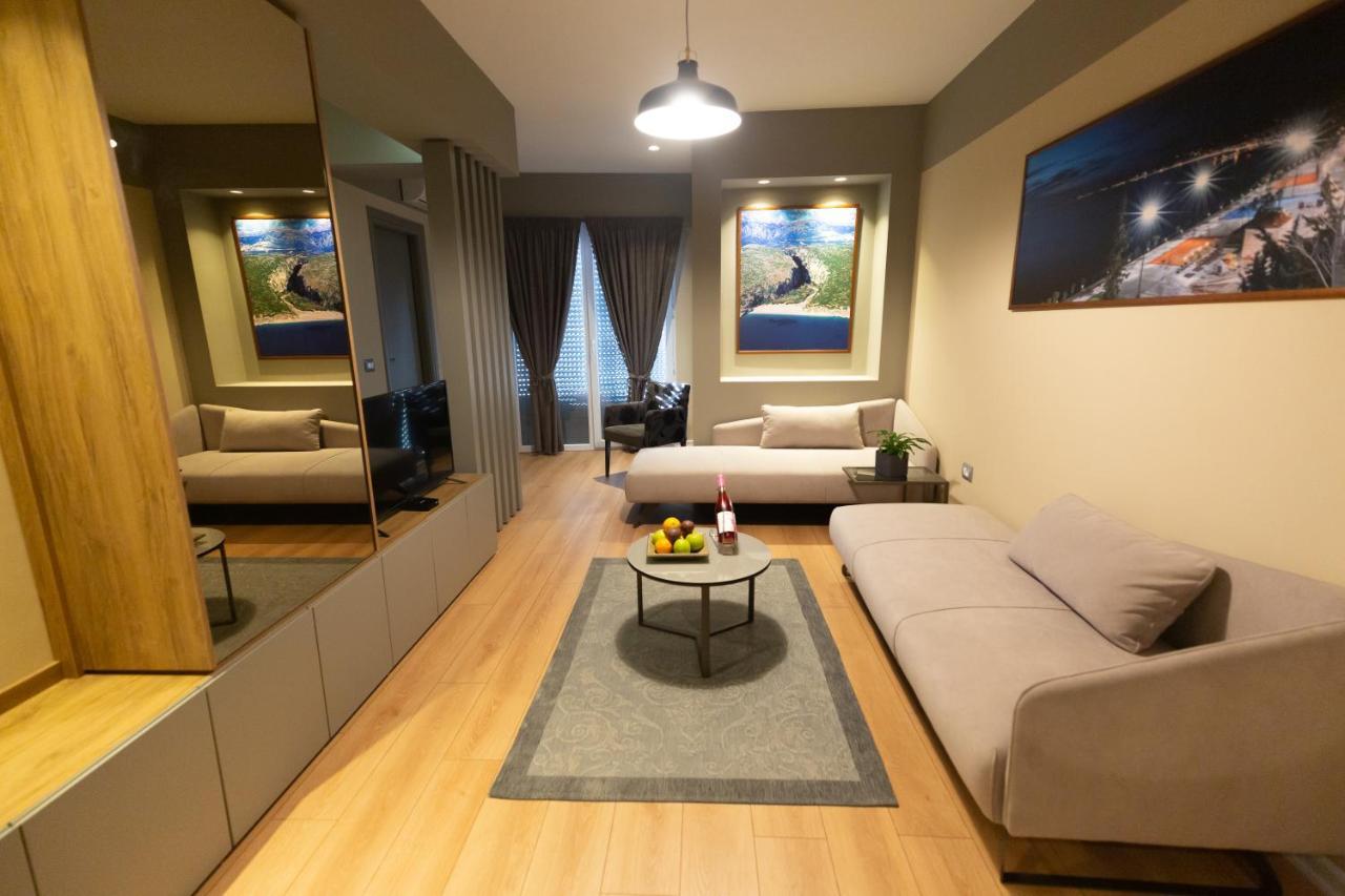 Porta Apartament Vlorë Eksteriør billede